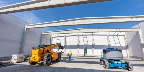 Pintar Fachadas de Naves Industriales, Fábricas y Almacenes Viver · Pintar Construcción de Obra Nueva
