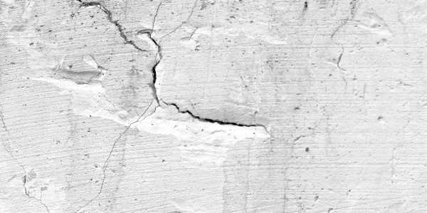 Trabajos Verticales en Fachadas de Edificios / Viviendas La Pobla de Benifassà · Impermeabilización de Filtraciones de Agua y Humedad