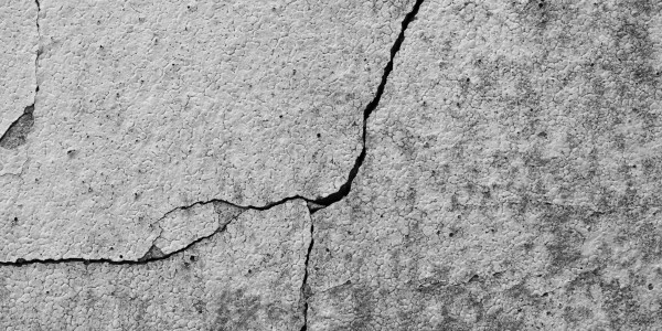 Trabajos Verticales en Fachadas de Edificios / Viviendas La Pobla de Benifassà · Reparación, Sellado de Grietas y Desperfectos