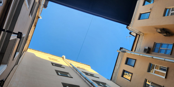 Trabajos Verticales en Fachadas de Edificios / Viviendas La Pobla de Benifassà · Pintado de Fachadas y Patios Interiores de Luces